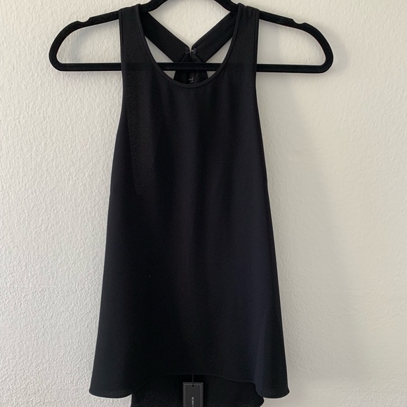 BCBGMAXAZRIA Elayne Fringe-Back Top - Picture 3 of 5